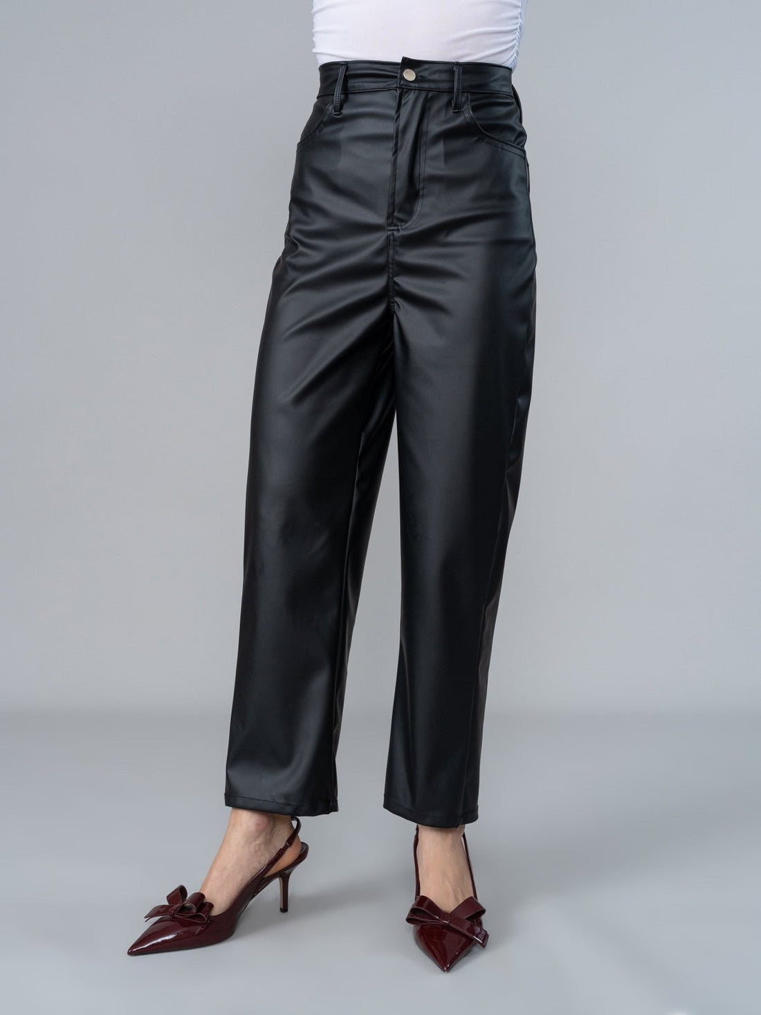Pantalón Ani Negro en Cuerina - Pantalon de La Matier